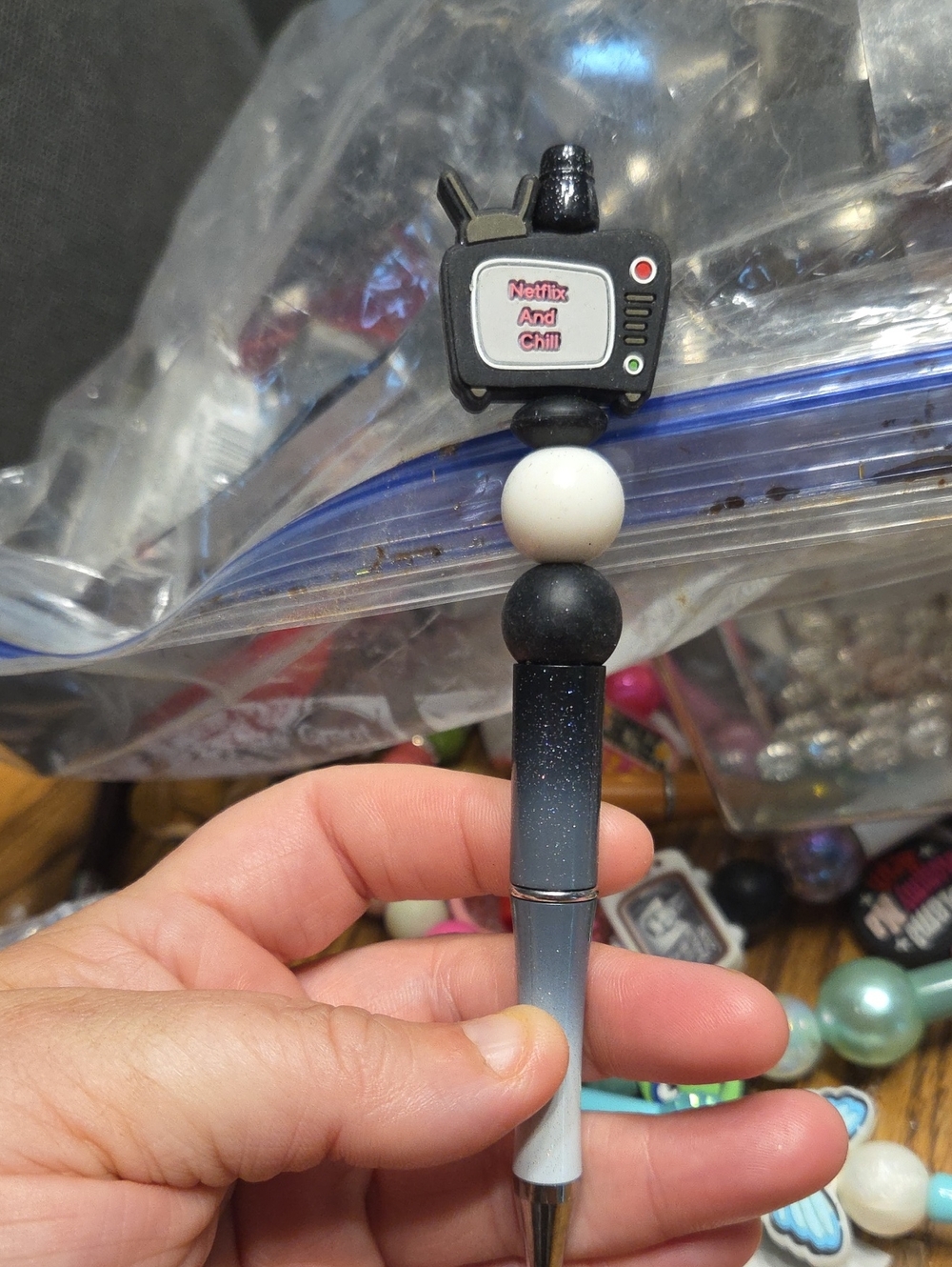 Novelty Black and White TV Charm Stylus Pen